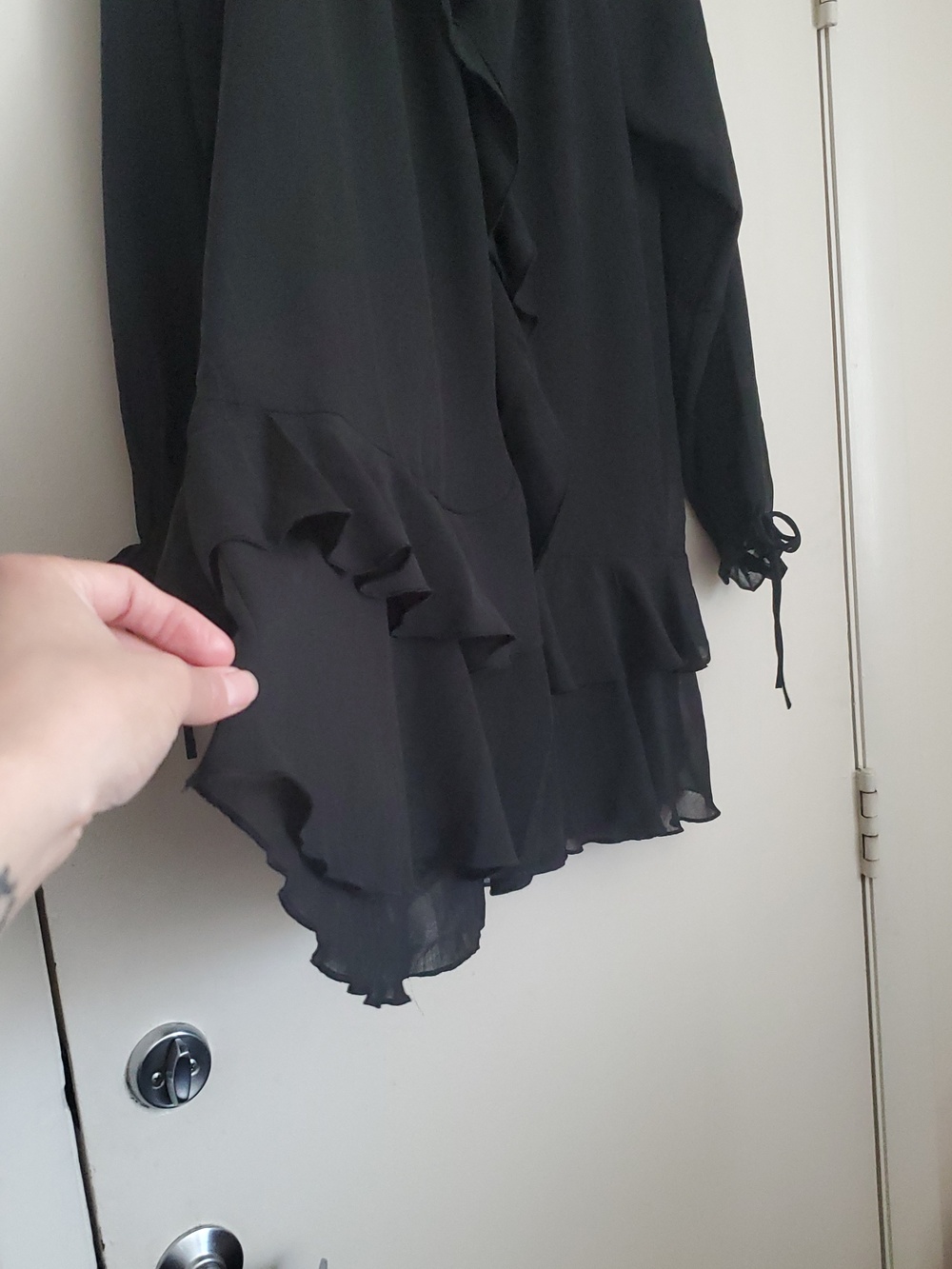 *NWT* THIRTY/ THIRTY L ABlack Ruffle Long Sleeve Tunic Dress - Picture 6 of 13